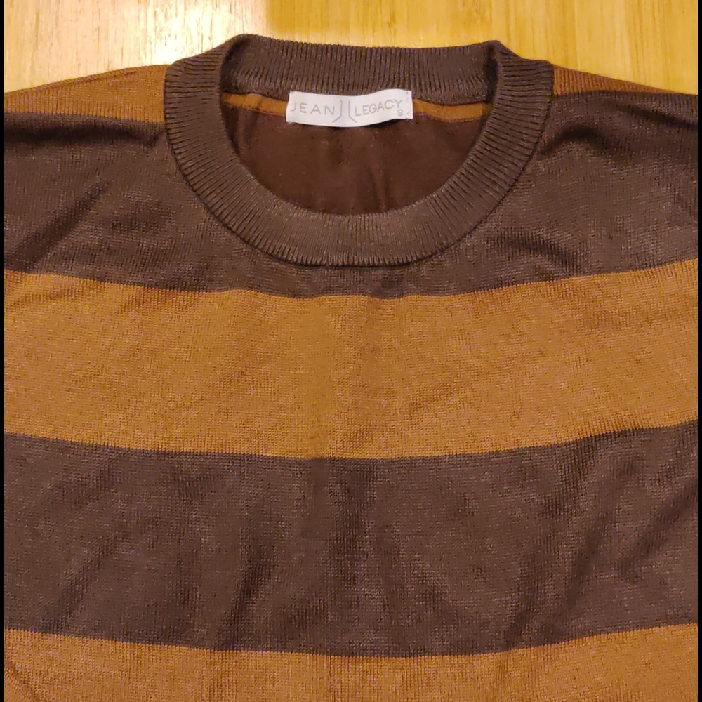 Sweater - Picture 2 of 3